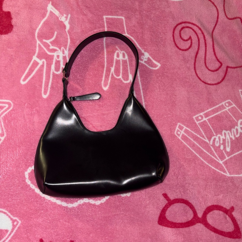 Black purse